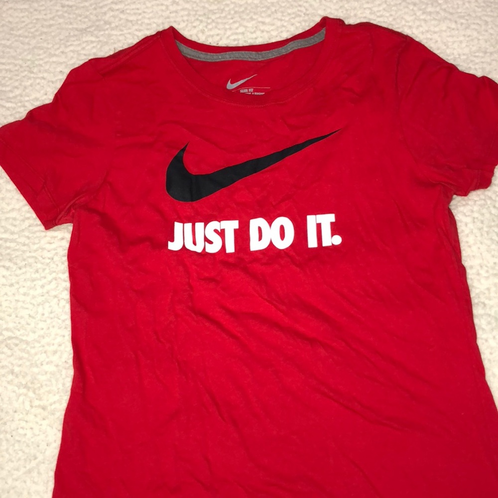 women’s Nike Shirt
